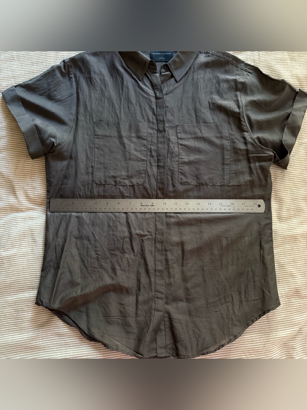 Cotton & Silk Short-Sleeve Button-Down Shirt by Modern Citizen - Picture 6 of 6